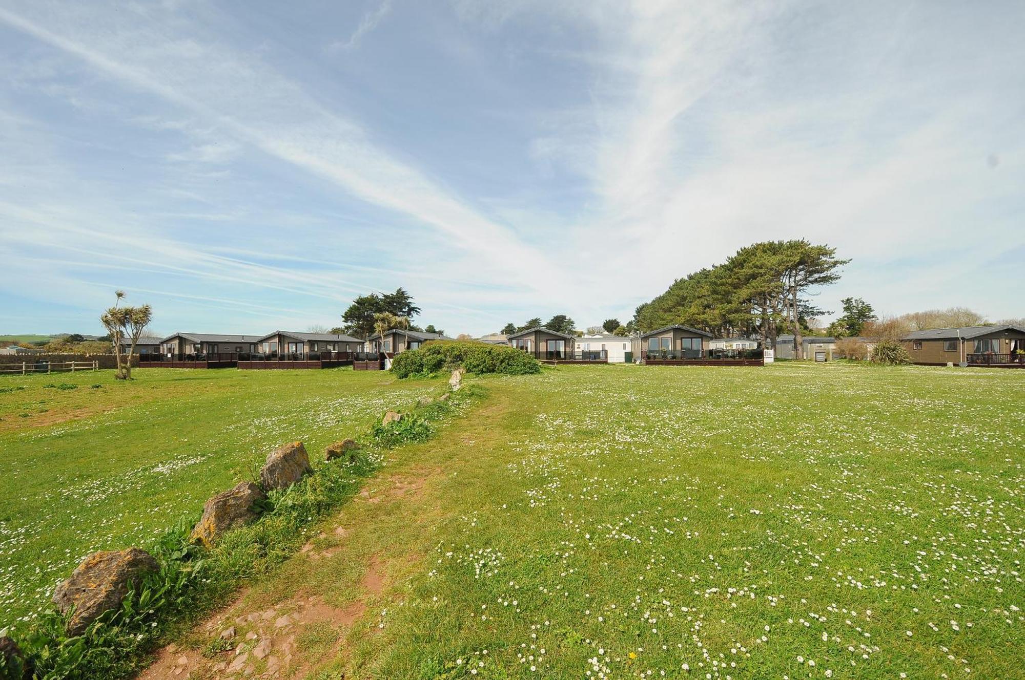 Tb Chalet T2 At Landscove Holiday Park Brixham Kültér fotó